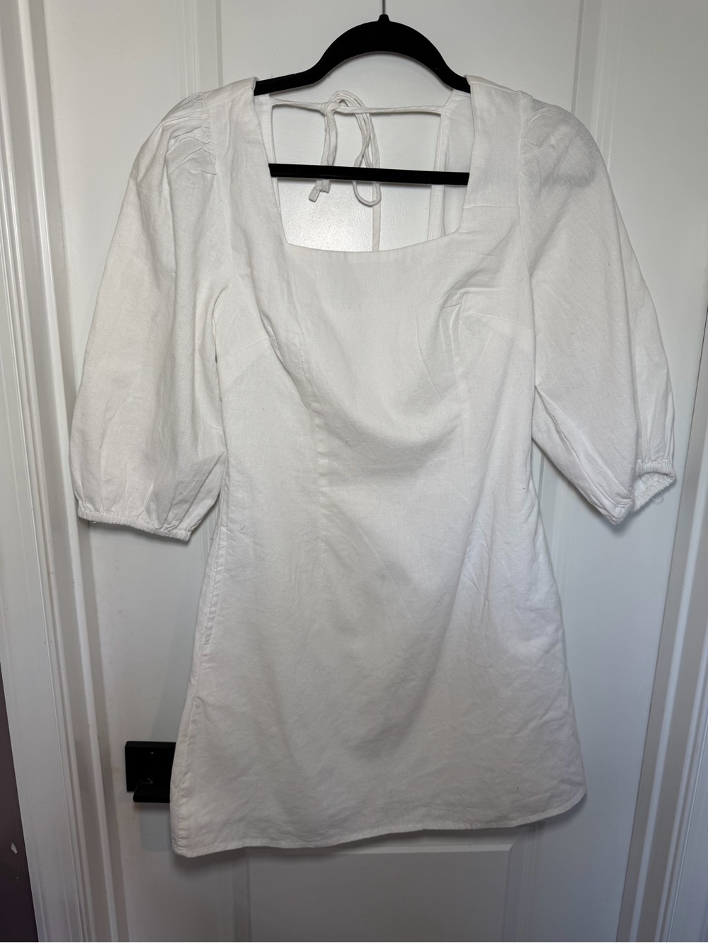 White Square-Neck Puff Sleeve Women's Linen dress